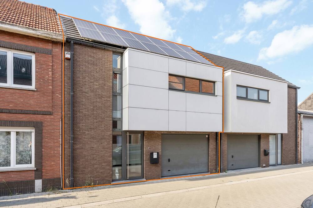 Huis te koop in Leopoldsburg 3970 325000.00€ 3 slaapkamers 144.00m² - Zoekertje 560155