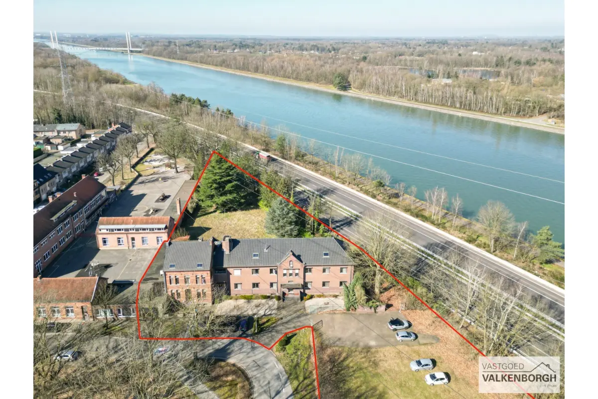 Handelszaak te  koop in Diepenbeek 3590 1200000.00€ 20 slaapkamers 1450.00m² - Zoekertje 561145