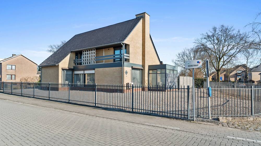 Huis te koop in Maasmechelen 3630 450000.00€ 6 slaapkamers 328.00m² - Zoekertje 562632