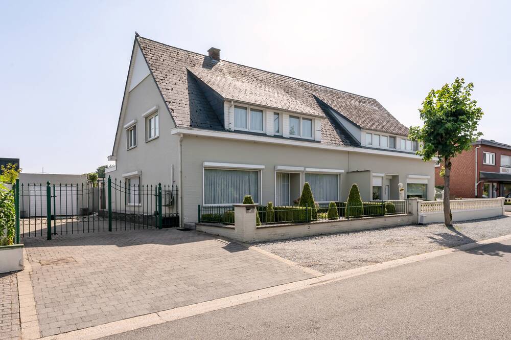 Huis te koop in Lommel 3920 319000.00€ 5 slaapkamers 209.00m² - Zoekertje 563566