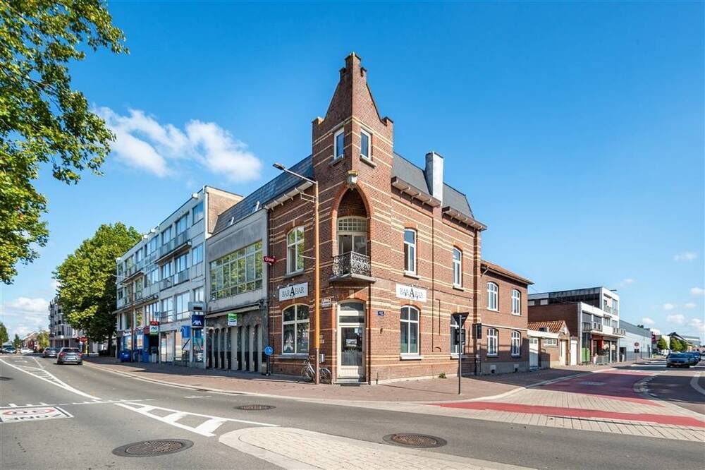 Handelszaak te  koop in Mechelen-aan-de-Maas 3630 365000.00€ 4 slaapkamers 202.00m² - Zoekertje 563459