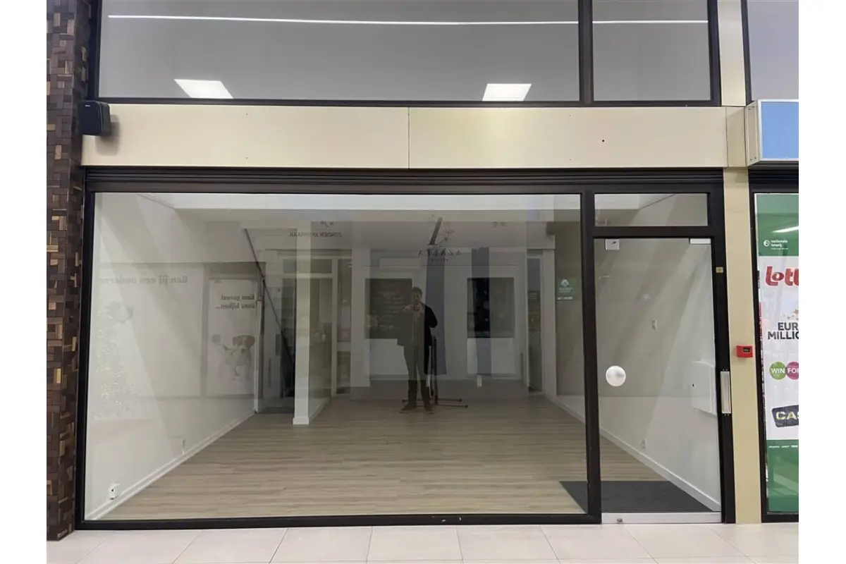 Handelszaak te  huur in Genk 3600 495.00€  slaapkamers 76.00m² - Zoekertje 564420
