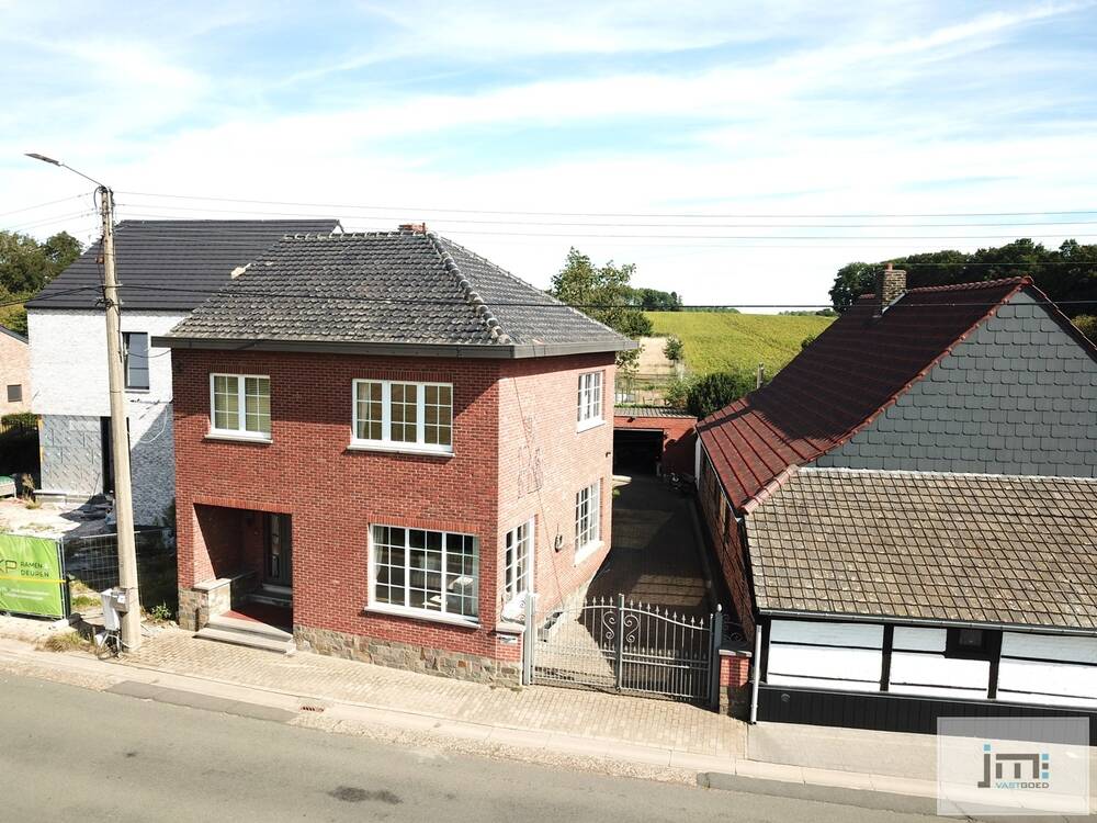 Huis te koop in Sint-Truiden 3800 245000.00€ 3 slaapkamers 136.00m² - Zoekertje 563922