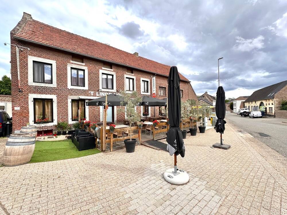 Handelszaak te  koop in Berg 3700 315000.00€  slaapkamers m² - Zoekertje 565141