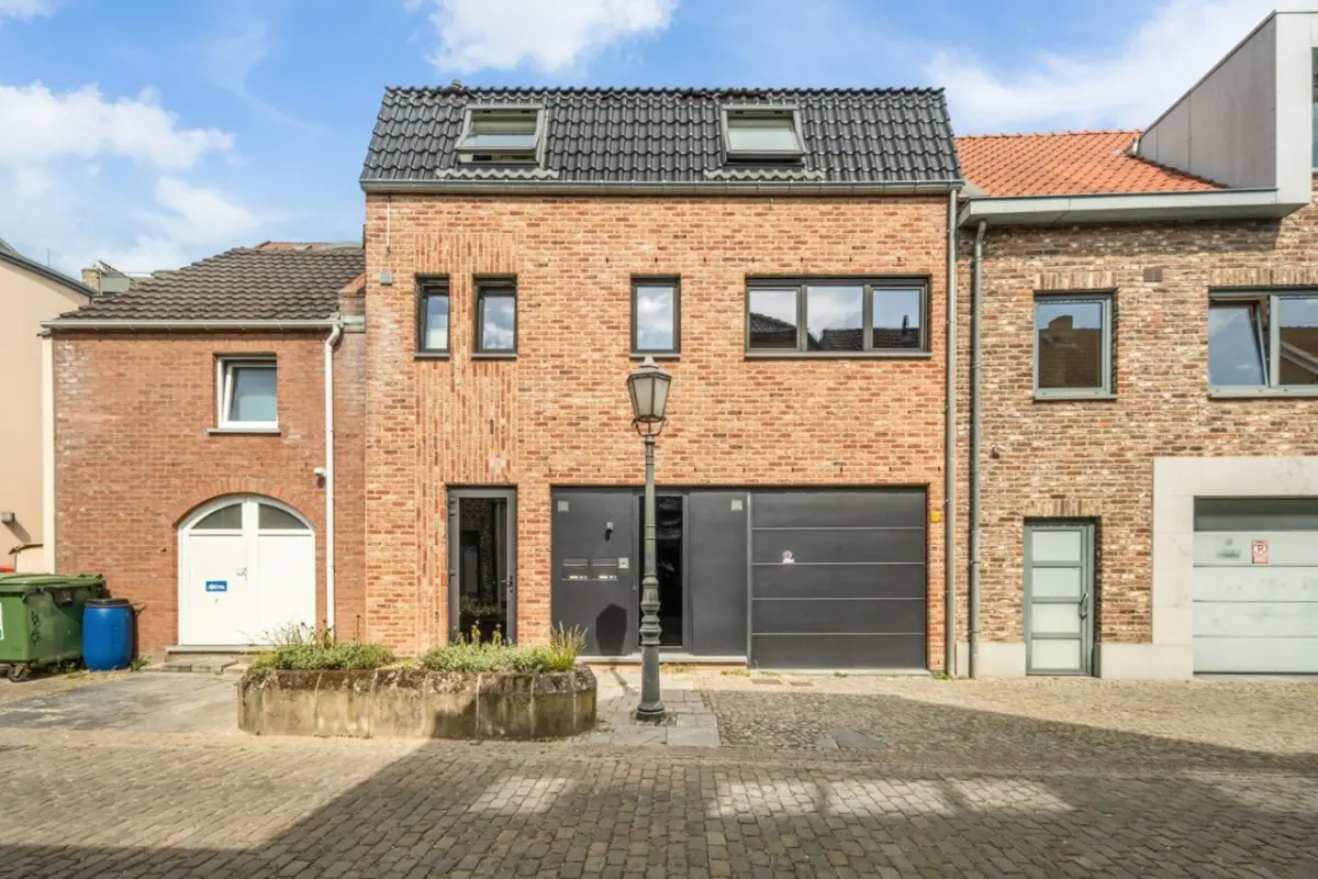 Appartement te  koop in Maaseik 3680 269900.00€ 1 slaapkamers m² - Zoekertje 564695