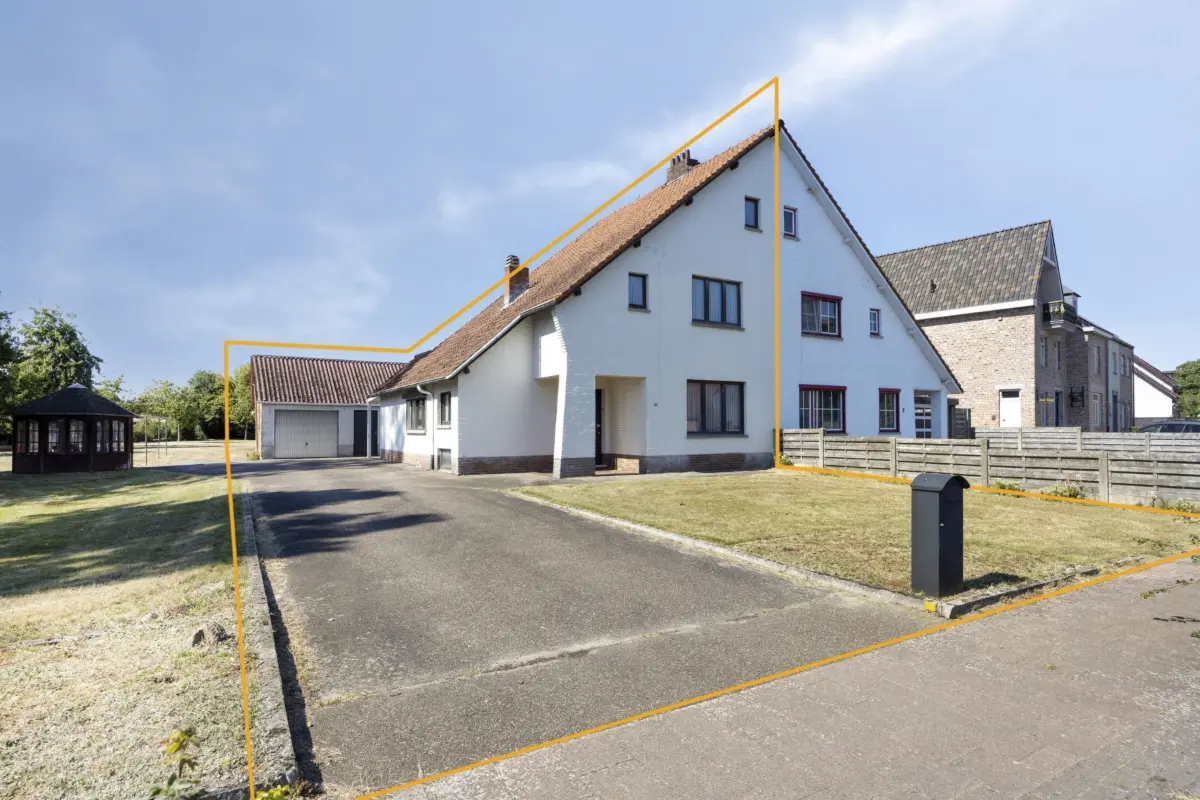 Huis te  koop in Houthalen-Helchteren 3530 249000.00€ 4 slaapkamers 145.00m² - Zoekertje 565405