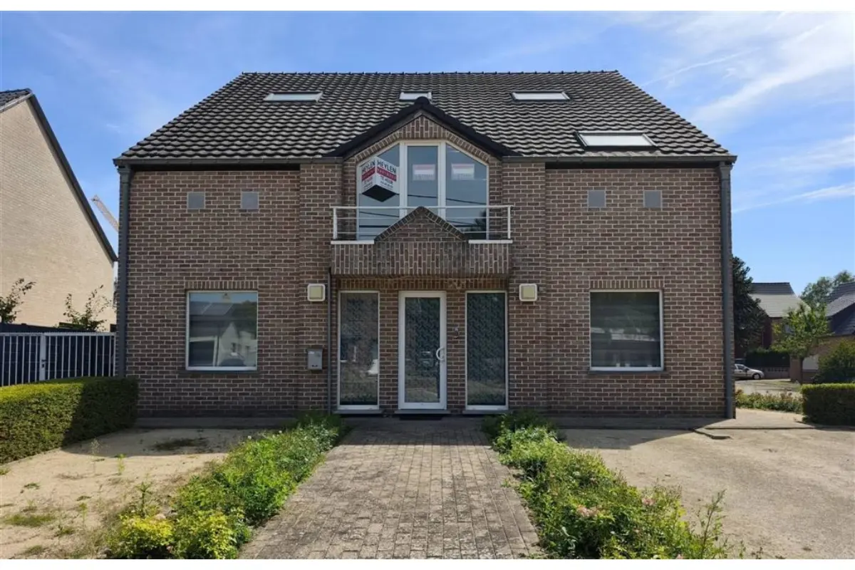 Appartement te  huur in Koersel 3582 880.00€ 3 slaapkamers 112.00m² - Zoekertje 644369