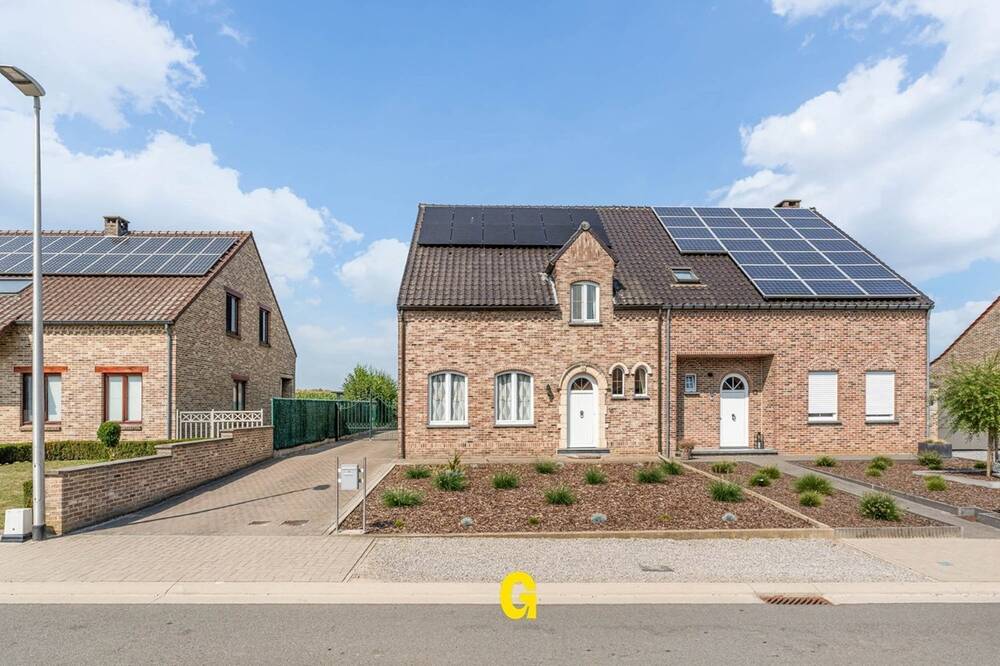 Huis te koop in Hoeselt 3730 359000.00€ 3 slaapkamers 254.00m² - Zoekertje 566616