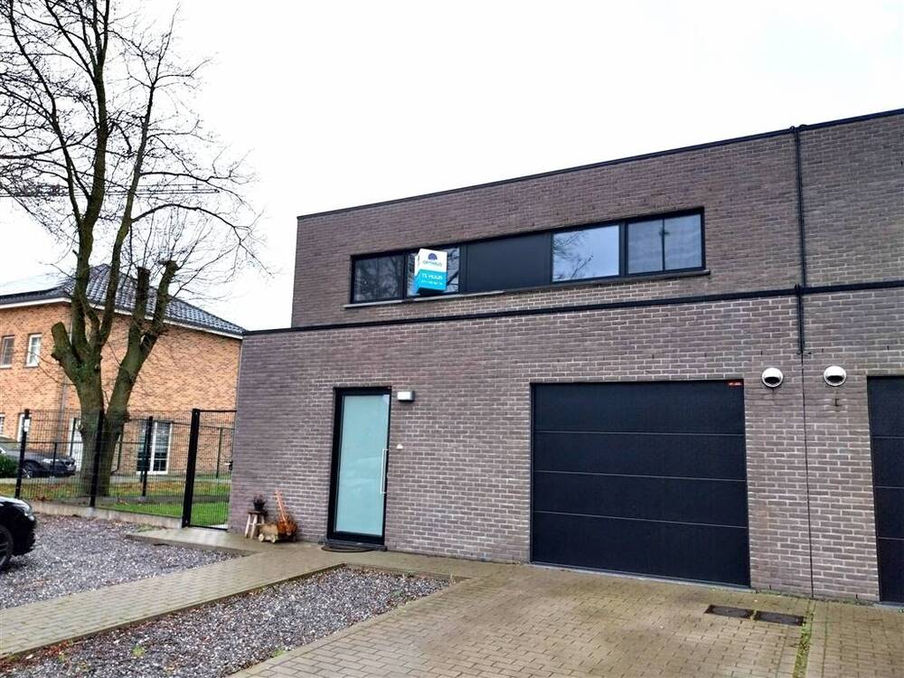 Huis te huur in Neerpelt 3910 1425.00€ 3 slaapkamers 209.00m² - Zoekertje 566310