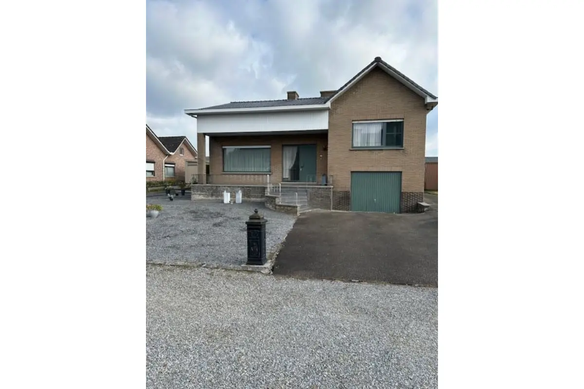 Huis te  koop in Tessenderlo 3980 339000.00€ 3 slaapkamers m² - Zoekertje 567376