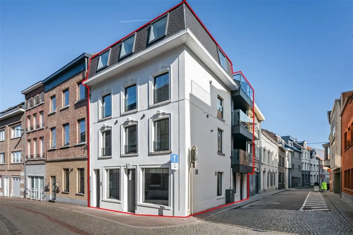 Appartementsgebouw te  koop in Sint-Truiden 3800 775000.00€ 3 slaapkamers 241.00m² - Zoekertje 567137