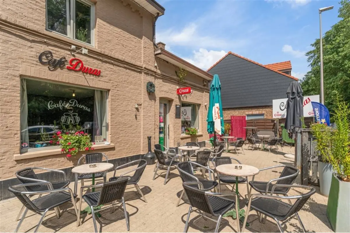 Handelszaak te  koop in Duras 3803 305000.00€ 2 slaapkamers 301.00m² - Zoekertje 567135