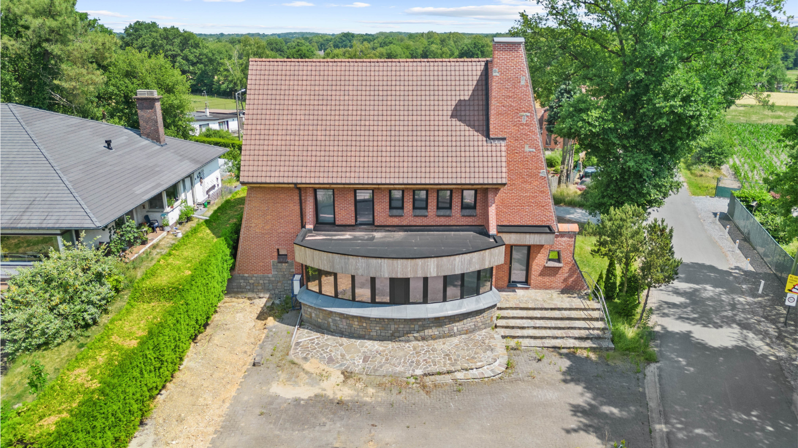 Huis te koop in As 3665 429000.00€ 6 slaapkamers 274.00m² - Zoekertje 568101