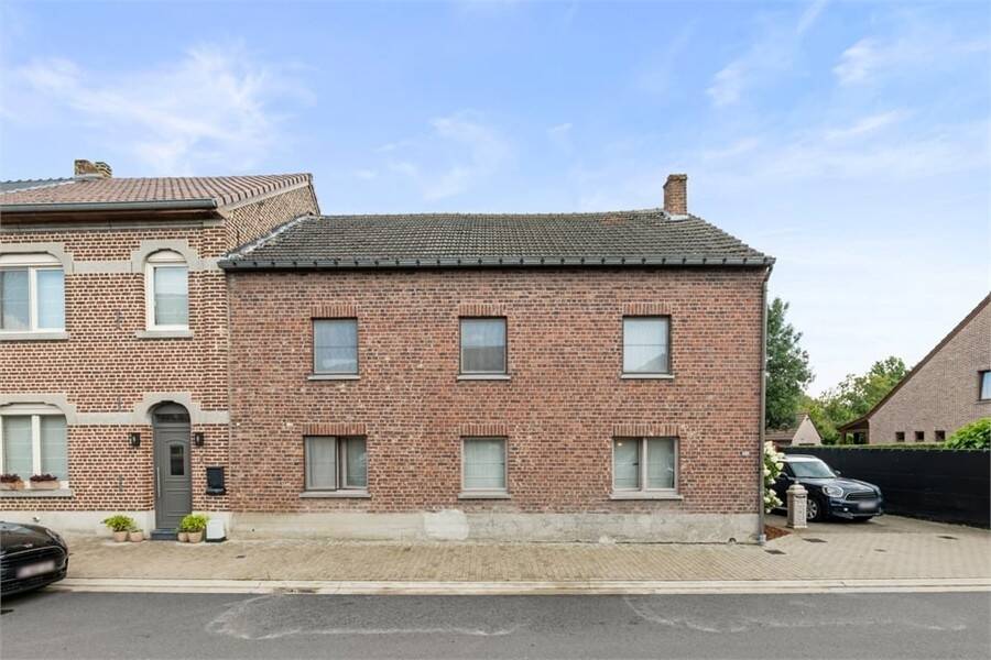 Huis te  koop in Buvingen 3891 275000.00€ 3 slaapkamers m² - Zoekertje 568793