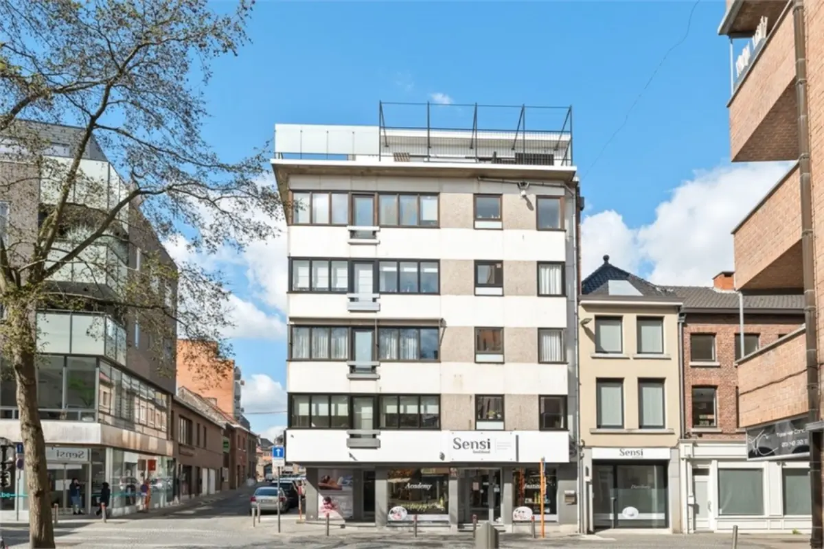 Appartement te  koop in Sint-Truiden 3800 174000.00€ 2 slaapkamers m² - Zoekertje 568828