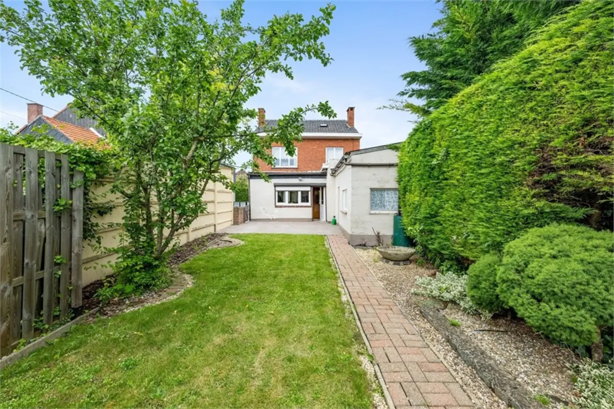 Huis te  koop in Gingelom 3890 180000.00€ 3 slaapkamers m² - Zoekertje 568851