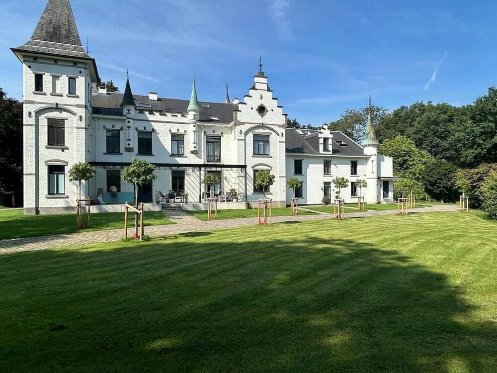 Appartement te  huur in Vliermaal 3724 1250.00€  slaapkamers m² - Zoekertje 570590