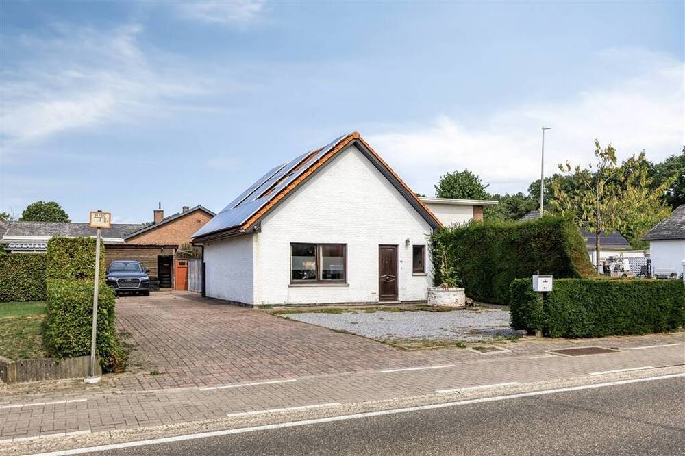 Huis te  koop in Zonhoven 3520 199950.00€ 2 slaapkamers 109.00m² - Zoekertje 570810