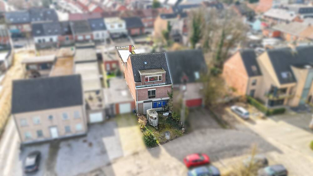 Huis te  koop in Heusden-Zolder 3550 189000.00€ 3 slaapkamers 360.00m² - Zoekertje 570931