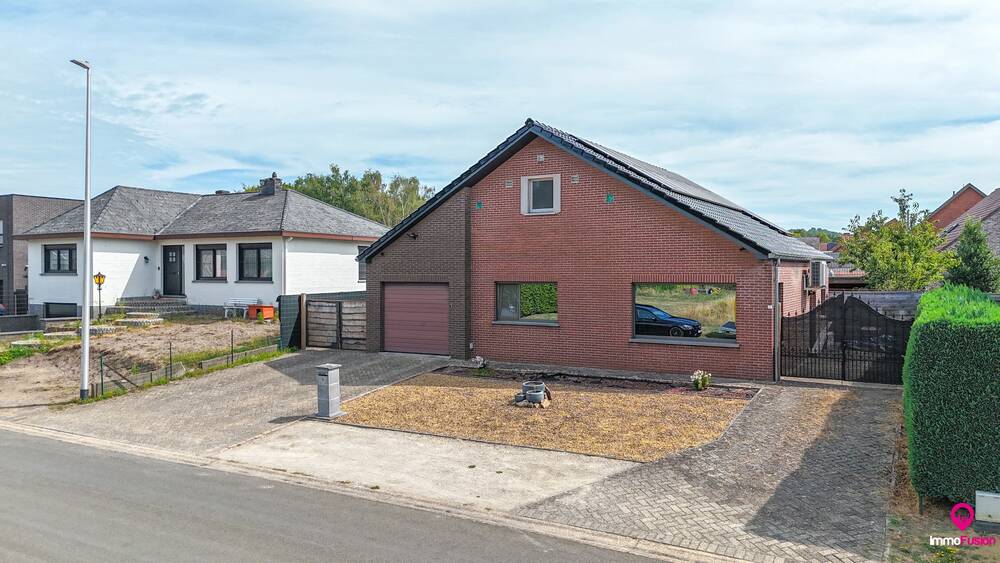 Huis te  koop in Heusden-Zolder 3550 325000.00€ 4 slaapkamers 180.00m² - Zoekertje 573445
