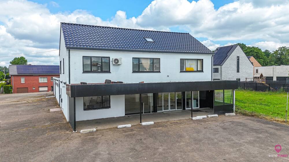 Handelszaak te  koop in Heusden-Zolder 3550 399000.00€  slaapkamers 315.00m² - Zoekertje 573483