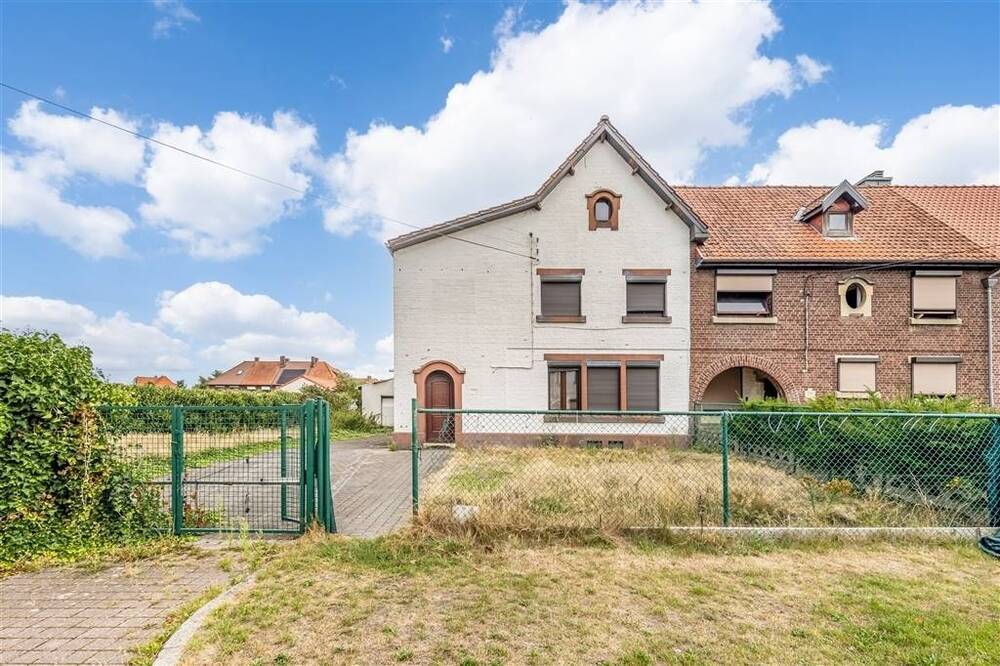 Huis te koop in Genk 3600 210000.00€ 4 slaapkamers 190.00m² - Zoekertje 573944