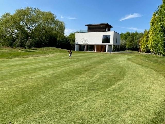 Huis te huur in Paal 3583 2500.00€ 4 slaapkamers 262.00m² - Zoekertje 573378