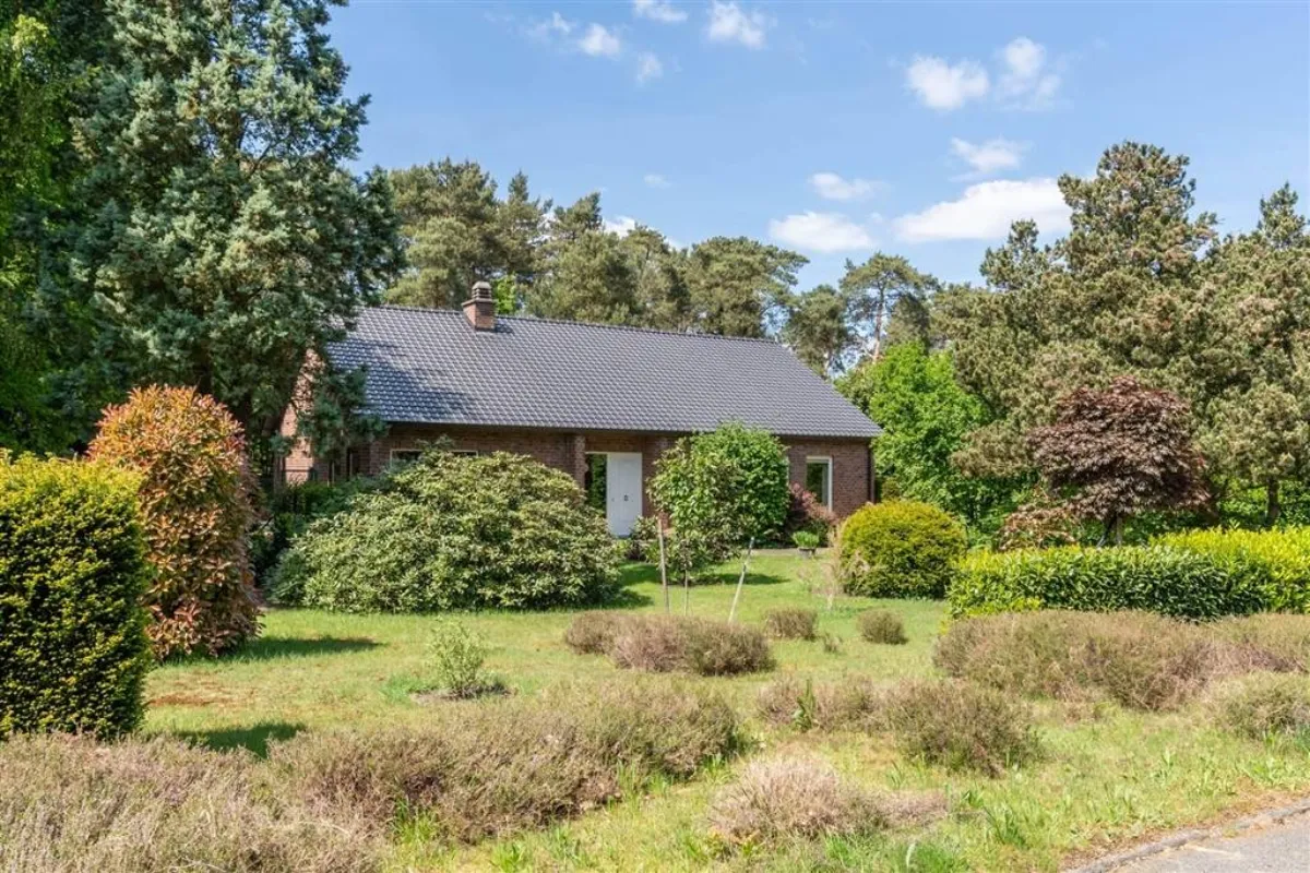 Villa te  koop in Heusden-Zolder 3550 495000.00€ 4 slaapkamers 274.00m² - Zoekertje 574512