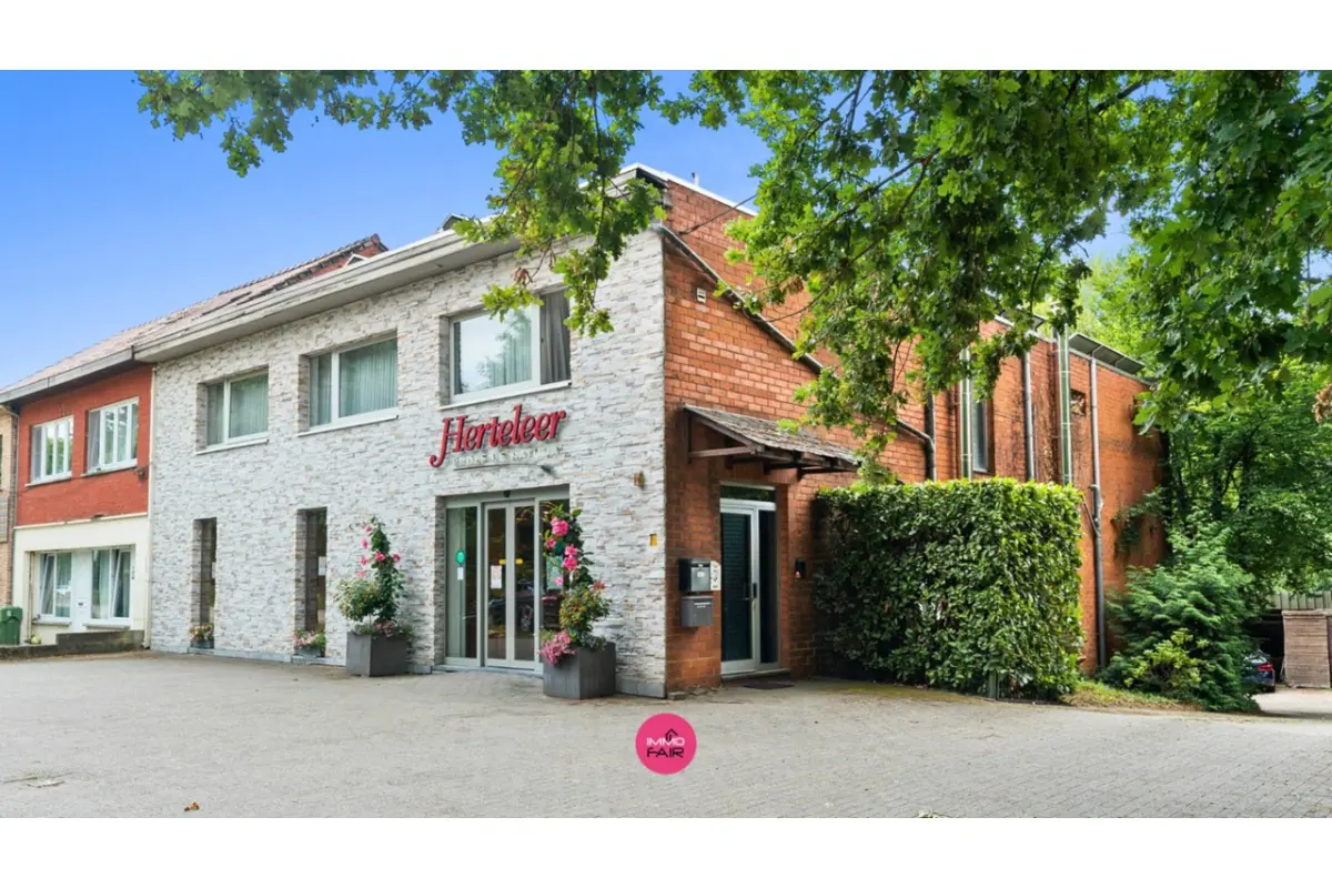 Handelszaak te  koop in Genk 3600 595000.00€  slaapkamers m² - Zoekertje 576240