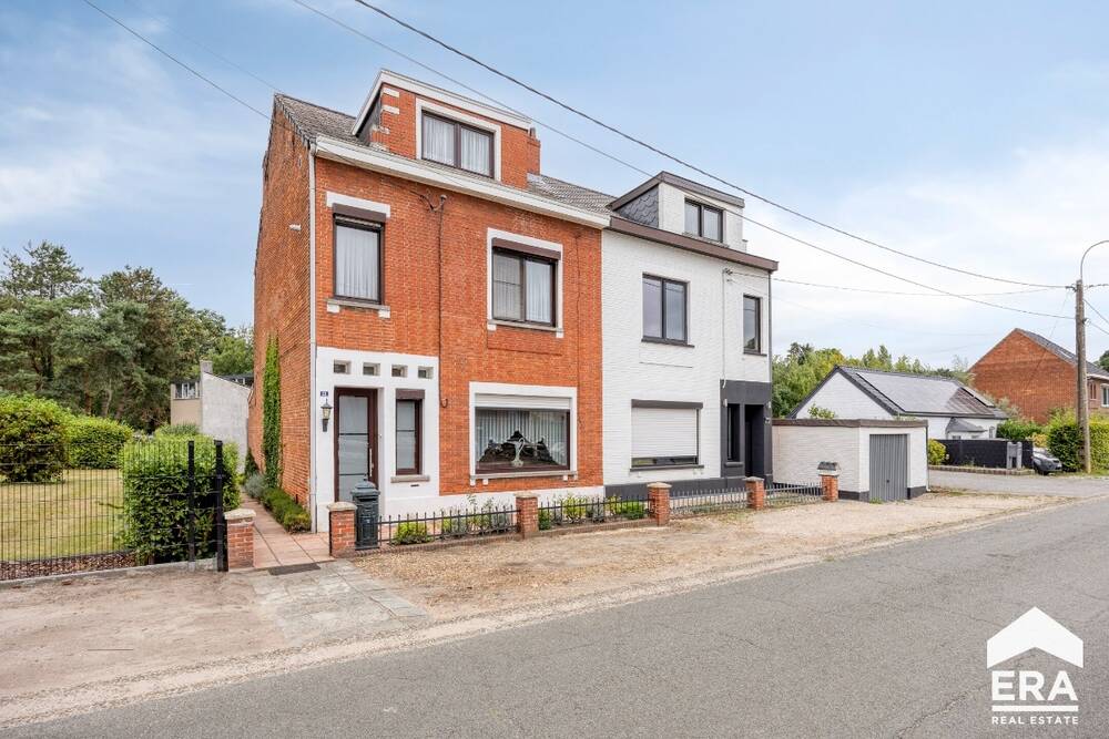 Huis te koop in Leopoldsburg 3970 189000.00€ 3 slaapkamers 157.00m² - Zoekertje 577624