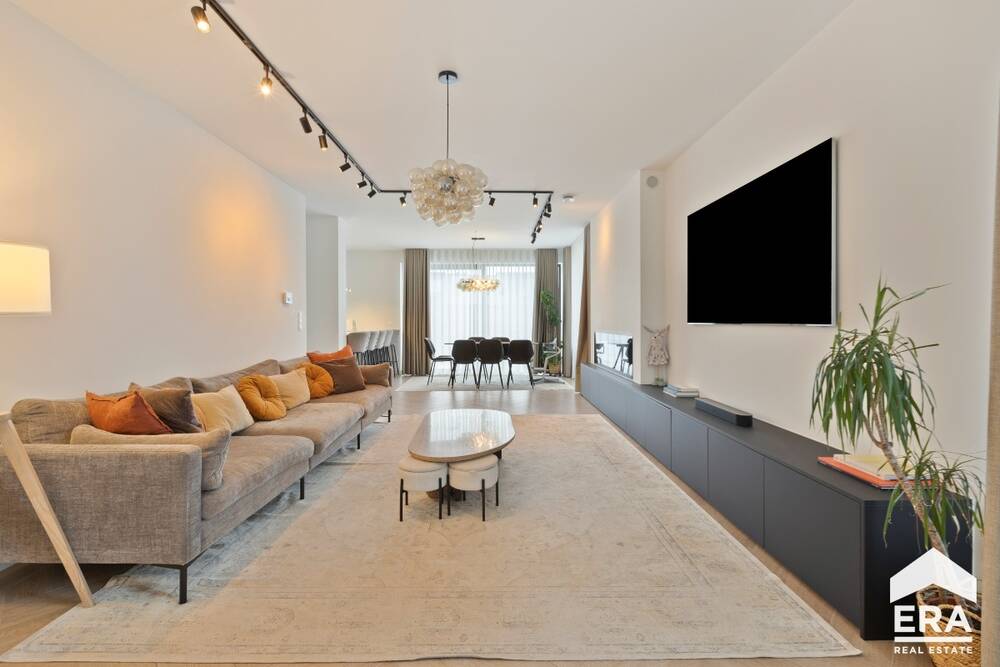 Huis te koop in Leopoldsburg 3970 549000.00€ 5 slaapkamers 270.00m² - Zoekertje 577411