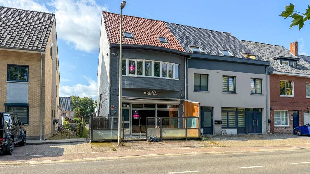 Huis te  koop in Houthalen-Helchteren 3530 229000.00€ 6 slaapkamers 207.00m² - Zoekertje 577812