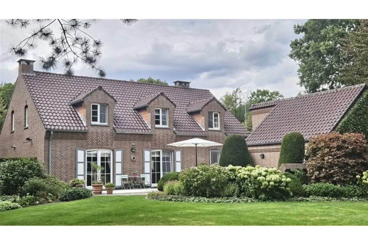 Huis te  koop in Opglabbeek 3660 595000.00€ 4 slaapkamers 221.00m² - Zoekertje 578927