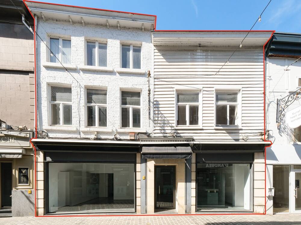 Handelszaak te  koop in Hasselt 3500 850000.00€  slaapkamers 227.00m² - Zoekertje 578302