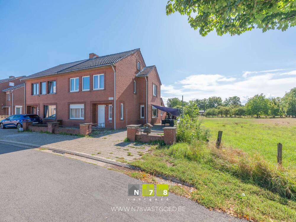 Huis te koop in Dilsen-Stokkem 3650 215000.00€ 4 slaapkamers 162.00m² - Zoekertje 580742