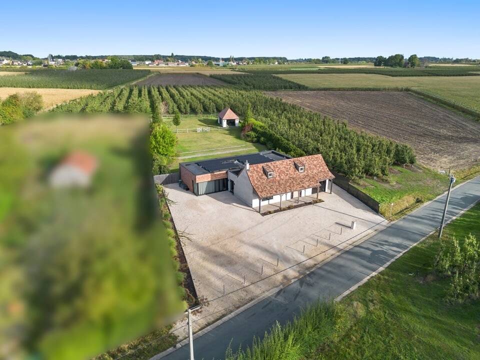 Huis te  koop in Sint-Truiden 3800 890000.00€ 4 slaapkamers 275.00m² - Zoekertje 583133