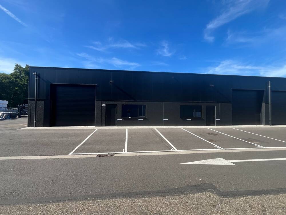 Handelszaak te  huur in Hasselt 3500 1595.00€  slaapkamers m² - Zoekertje 583104