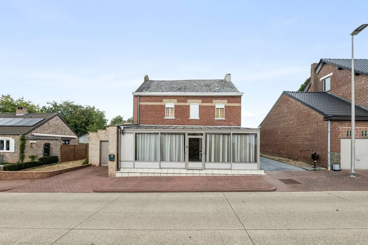 Huis te  koop in Montenaken 3890 209000.00€ 3 slaapkamers 213.00m² - Zoekertje 591116