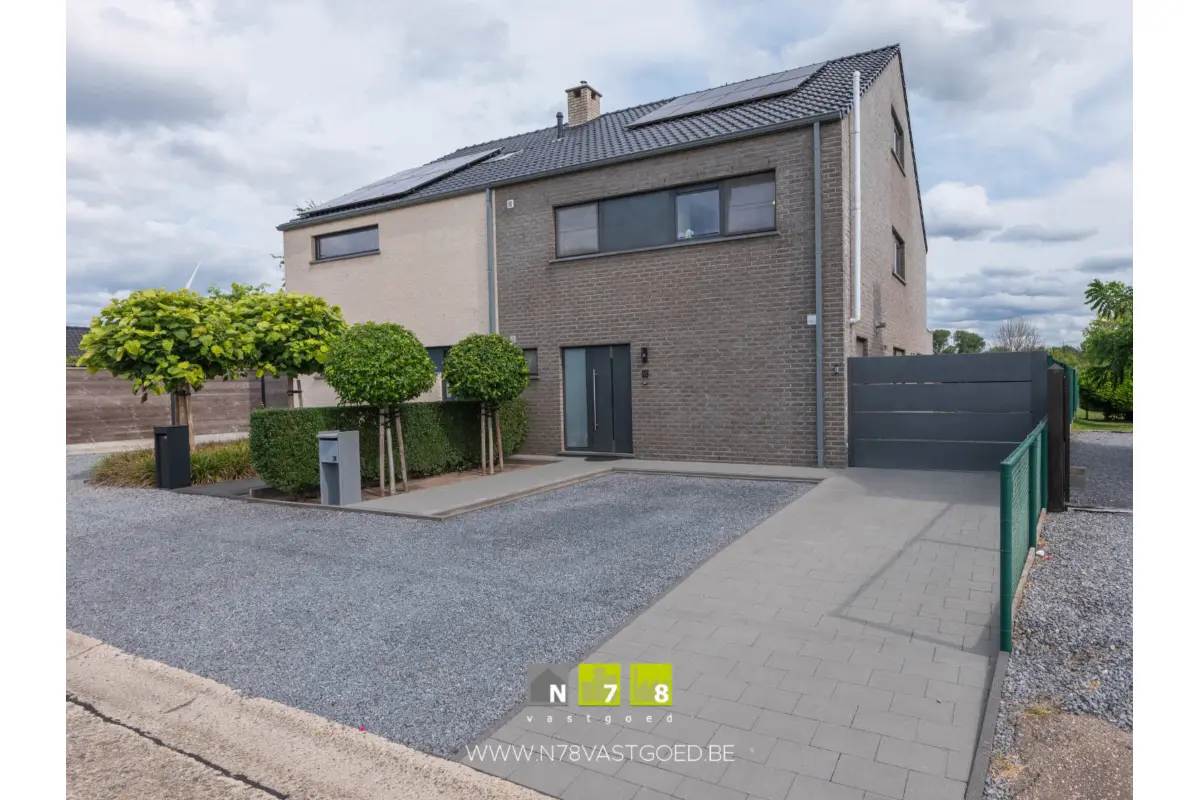 Huis te  koop in Dilsen-Stokkem 3650 459000.00€ 3 slaapkamers 232.00m² - Zoekertje 592183