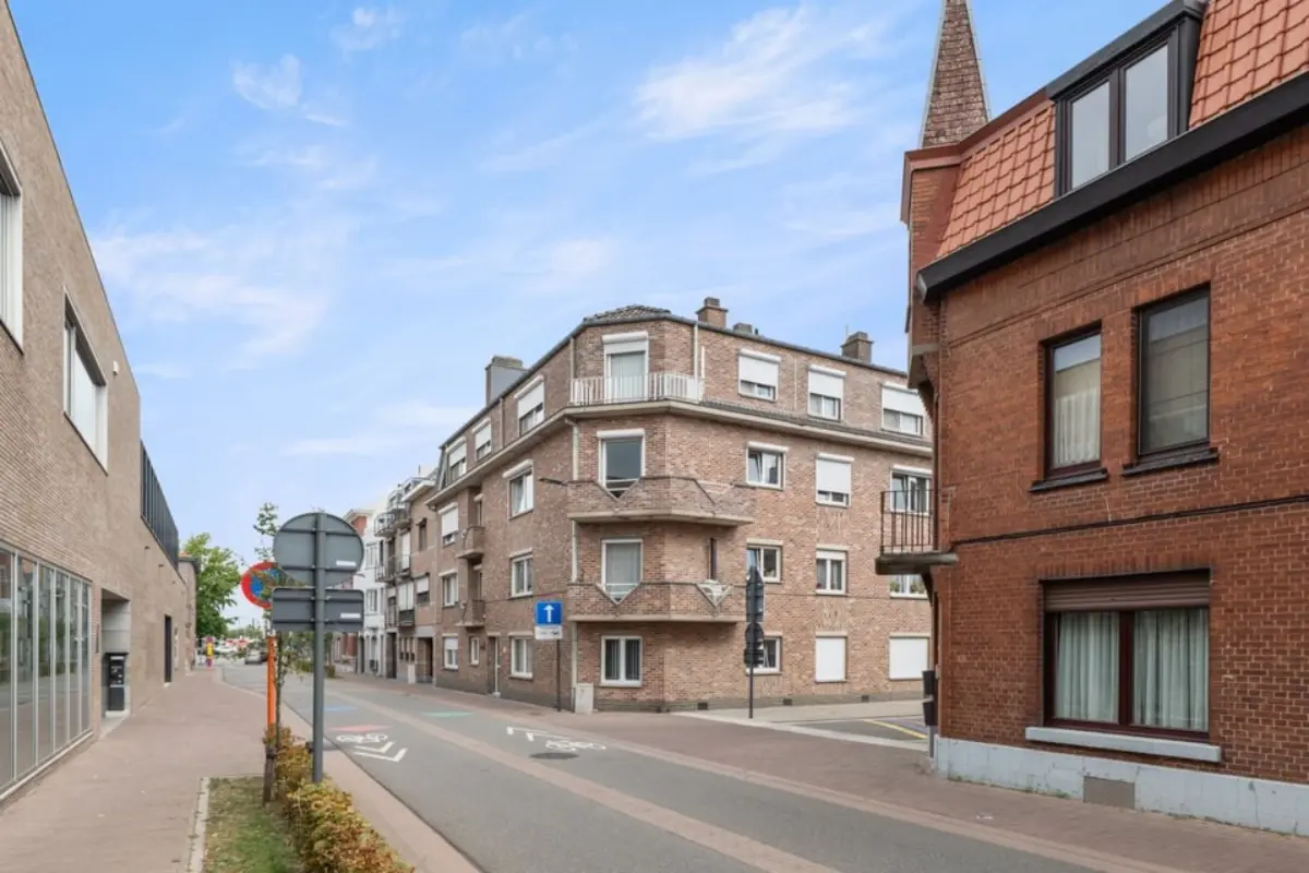 Appartement te  koop in Sint-Truiden 3800 199000.00€  slaapkamers m² - Zoekertje 592363