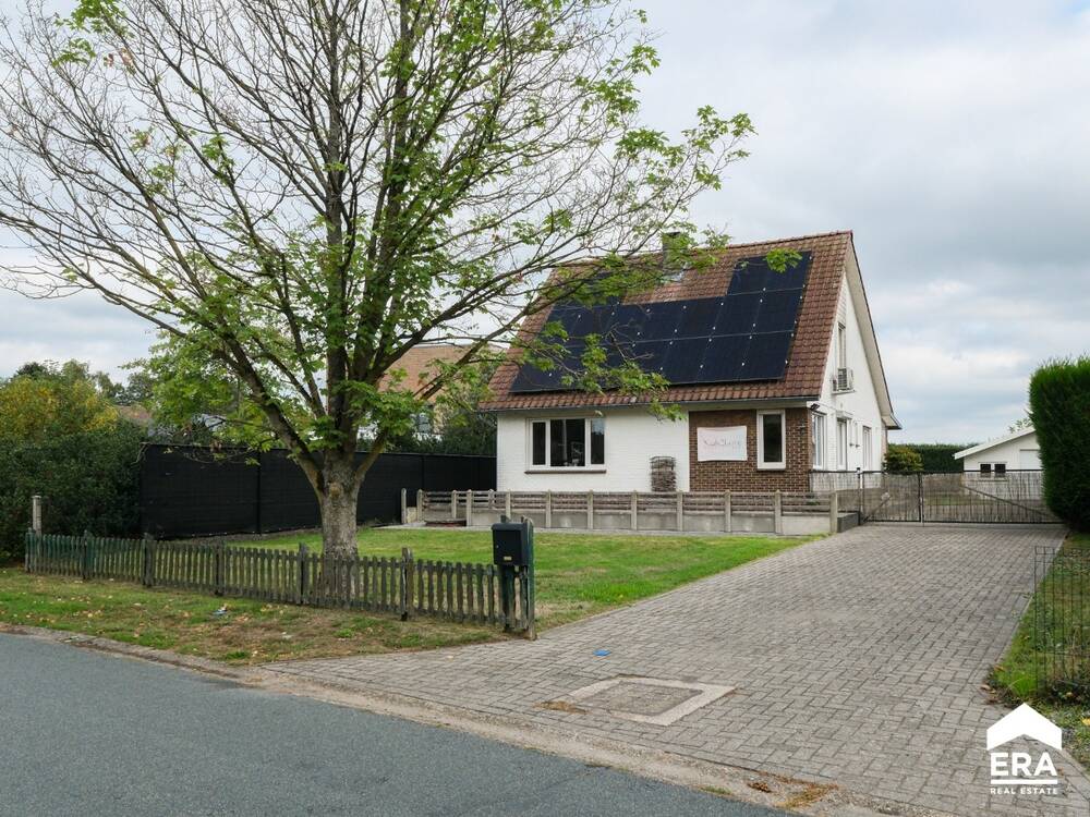 Huis te  koop in Neerpelt 3910 365000.00€ 3 slaapkamers 140.00m² - Zoekertje 592482
