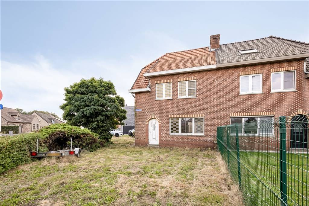 Huis te  koop in Paal 3583 195000.00€ 2 slaapkamers 149.00m² - Zoekertje 594058