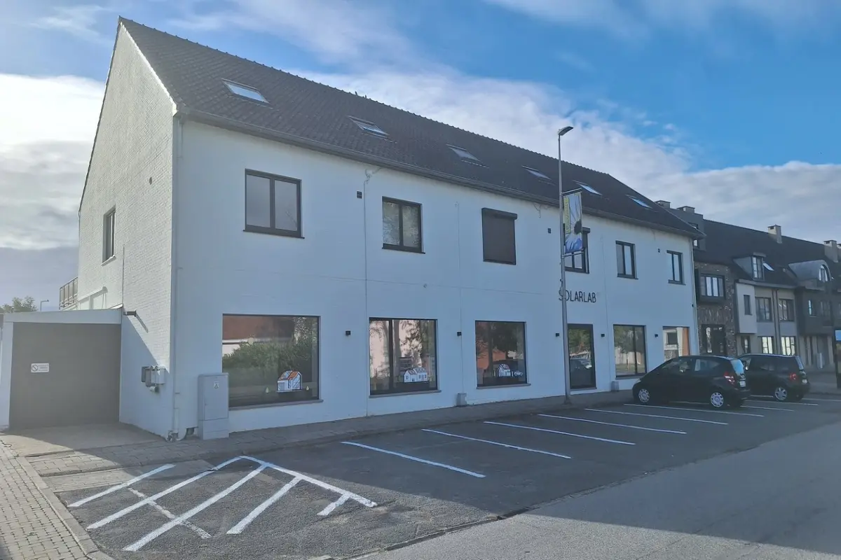 Handelszaak te  koop in Alken 3570 435000.00€  slaapkamers 400.00m² - Zoekertje 593235