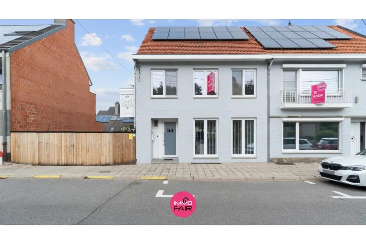 Huis te  koop in Genk 3600 375000.00€ 3 slaapkamers 174.00m² - Zoekertje 593187