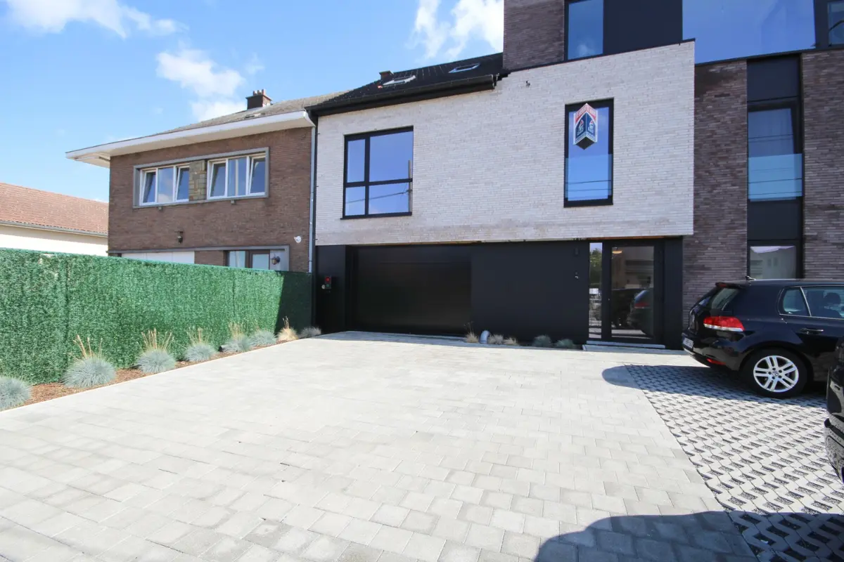 Duplex te  huur in Sint-Truiden 3800 1125.00€ 3 slaapkamers 127.90m² - Zoekertje 595323