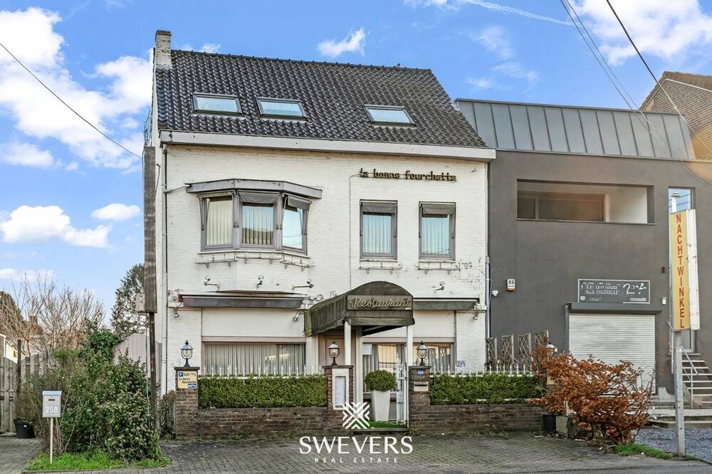 Handelszaak te  koop in Riemst 3770 329000.00€  slaapkamers 265.00m² - Zoekertje 596263