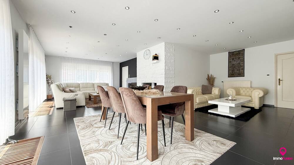 Huis te koop in Beringen 3580 449000.00€ 6 slaapkamers 420.00m² - Zoekertje 596223