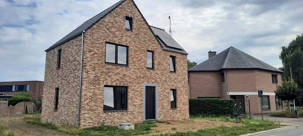 Huis te huur in Kinrooi 3640 1400.00€ 3 slaapkamers m² - Zoekertje 596311