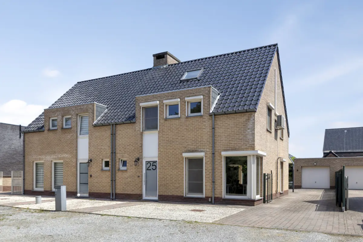 Huis te  koop in Houthalen-Helchteren 3530 375000.00€ 3 slaapkamers m² - Zoekertje 595870