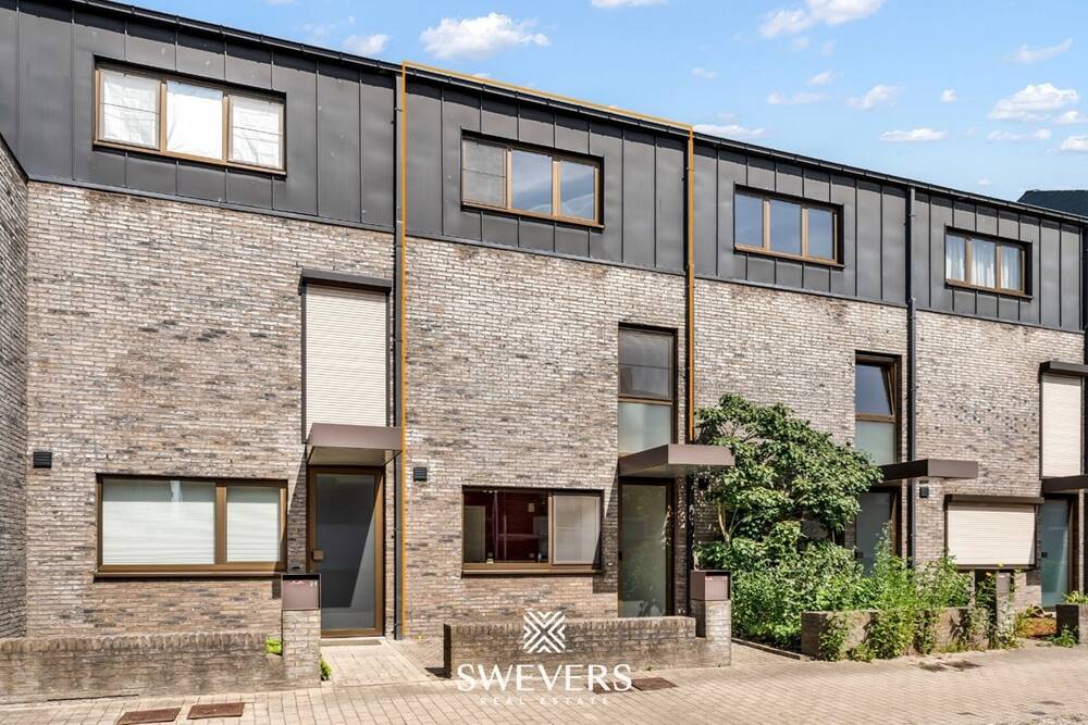 Huis te koop in Leopoldsburg 3970 289000.00€ 3 slaapkamers 142.00m² - Zoekertje 596269